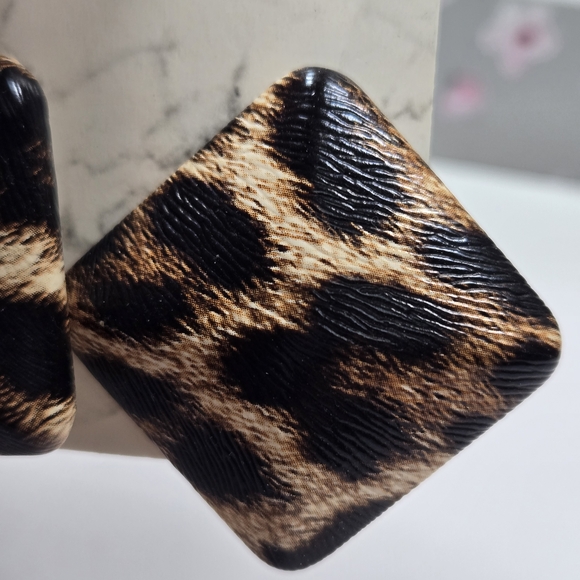 Vintage Leopard Print Square Pierced Earrings - Brown/Black - Picture 3 of 6